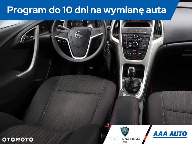 Opel Astra - 8