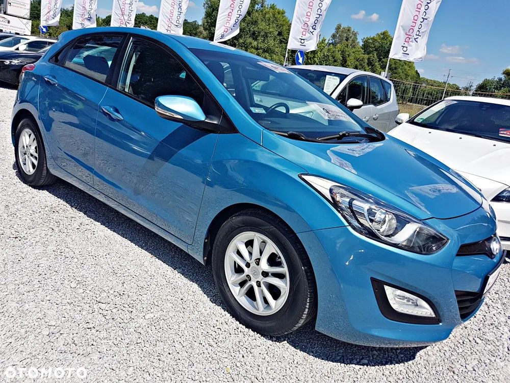 Hyundai i30 i30cw 1.6 CRDi Intro Edition - 3