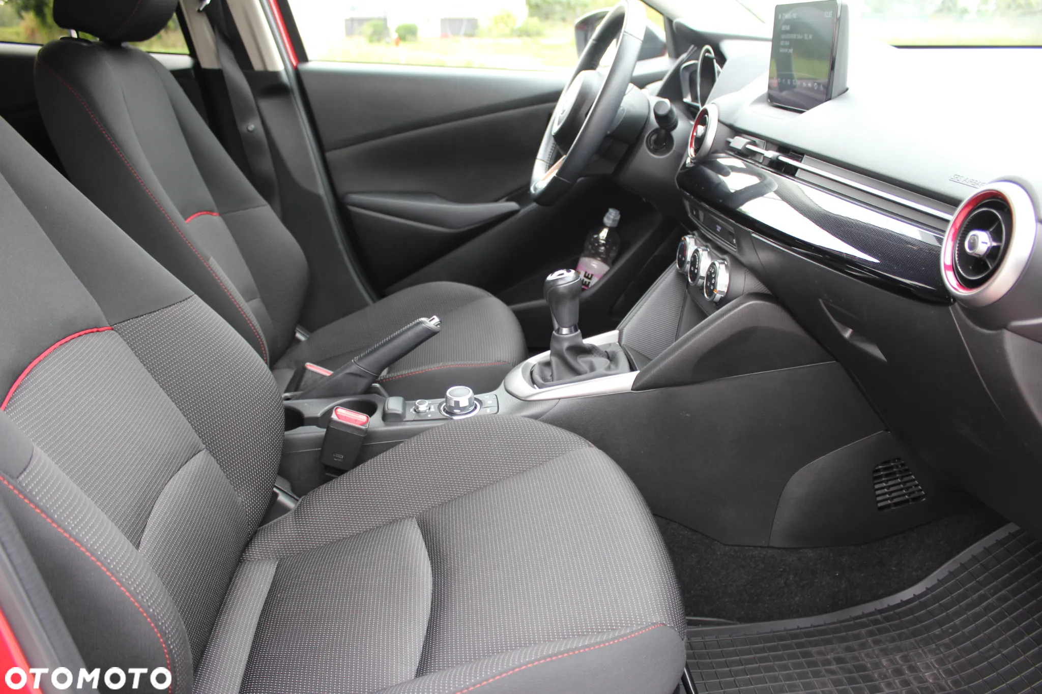 Mazda 2 SKYACTIV-G 90 Homura - 8