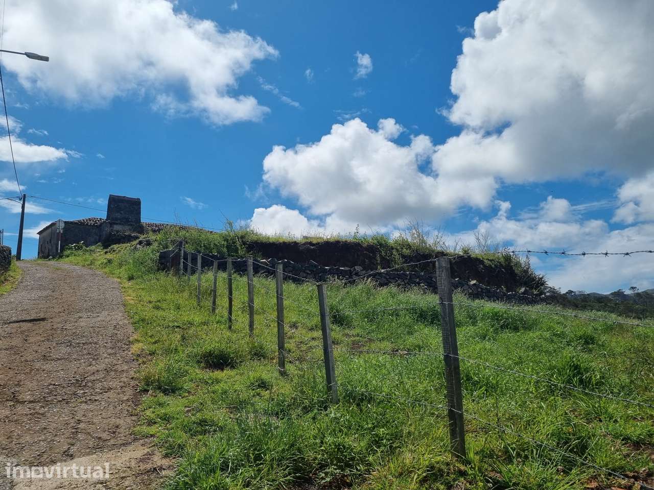 Casa da Vista do Ilhéu - Moradia T2 Geminada em Santa Bárbara - Grande imagem: 5/24