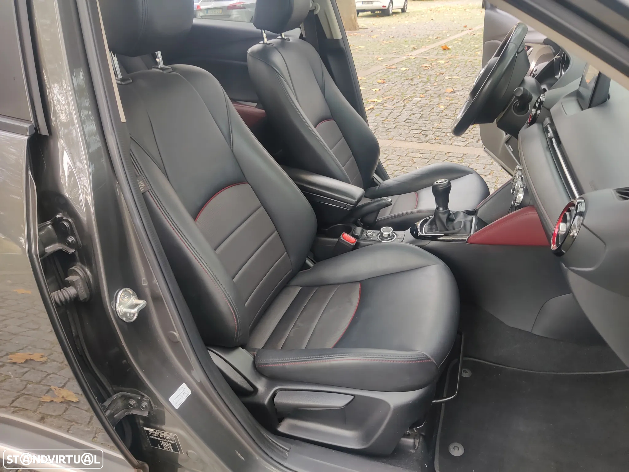 Mazda CX-3 1.5 Sky.Excellence Navi - 30