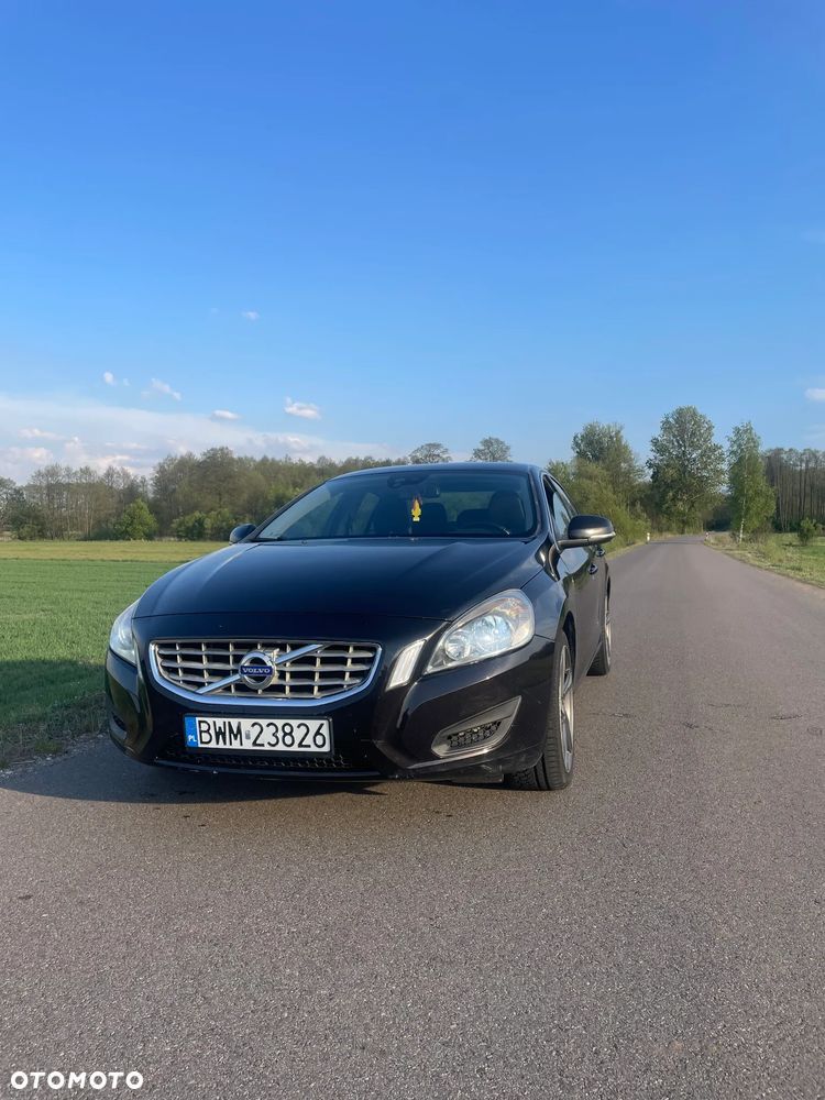 Volvo S60 - 1