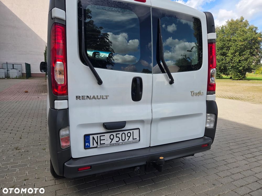 Renault Trafic - 16