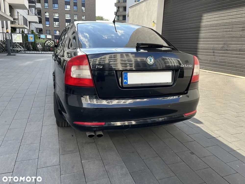 Skoda Octavia 1.4 TSI Elegance DSG - 4