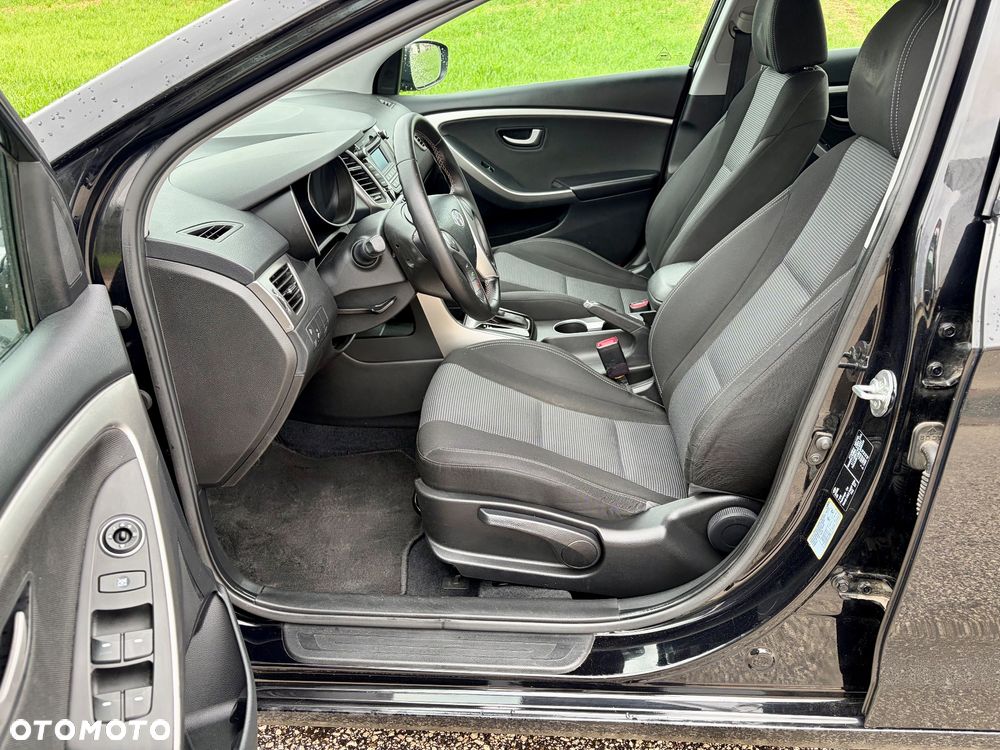 Hyundai i30 1.6 CRDi Automatik Style - 17