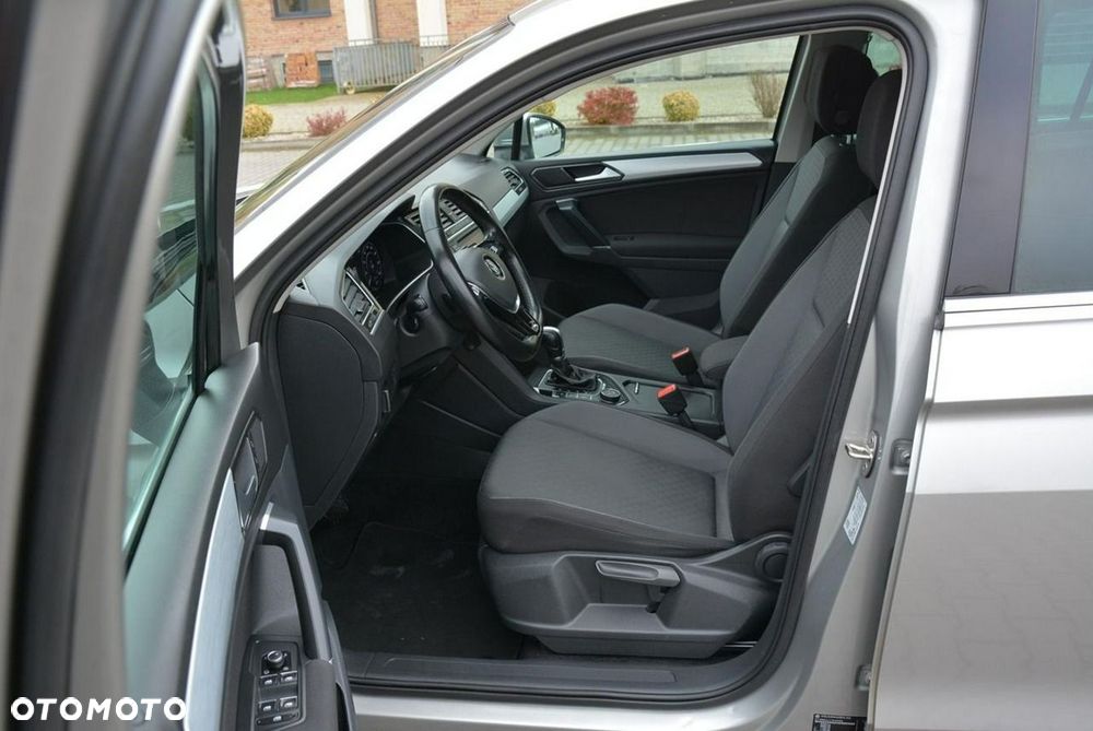 Volkswagen Tiguan - 17
