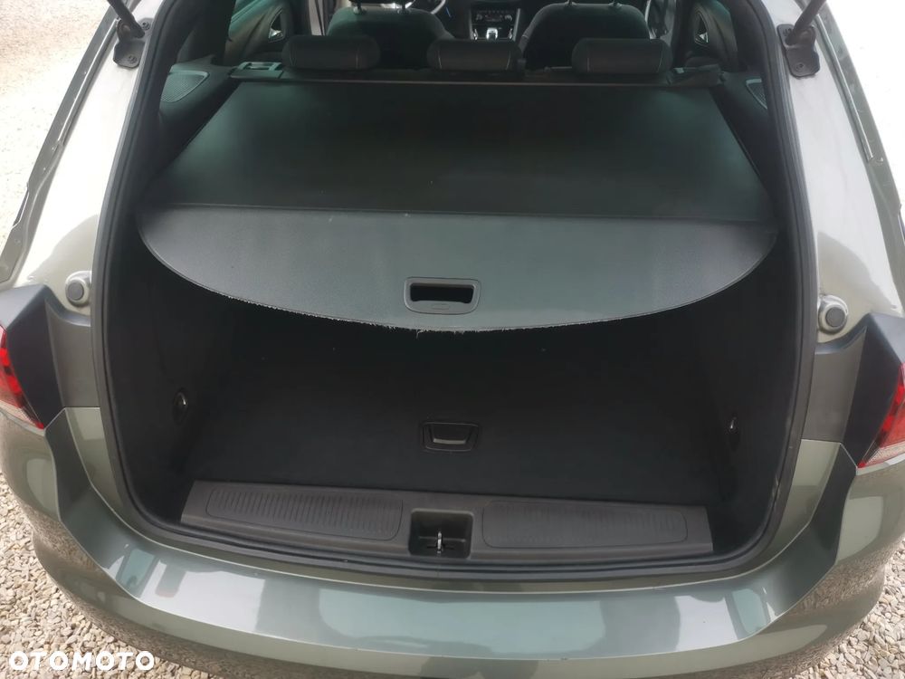 Opel Astra 1.6 D (CDTI) Start/Stop Dynamic - 21