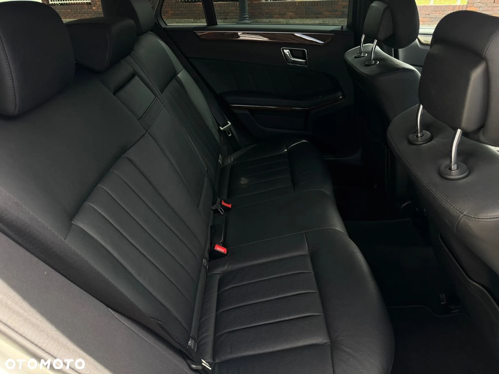 Mercedes-Benz Klasa E - 18