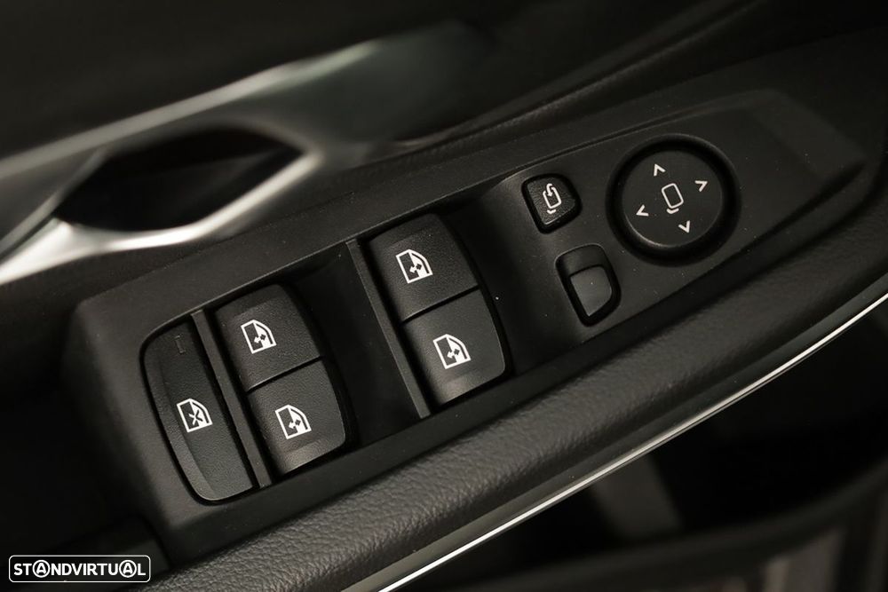 BMW 330 e Edição Desportiva M Auto - 20