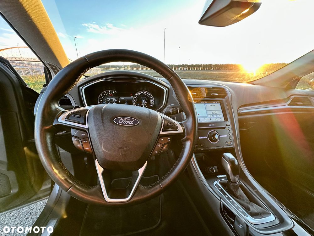 Ford Mondeo 2.0 TDCi Titanium PowerShift - 8