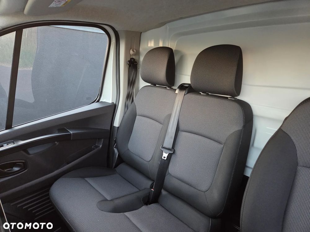 Renault TRAFIC - 30