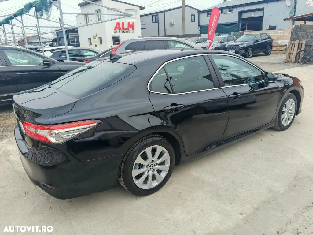Toyota Camry 2.5 Hybrid Dynamic - 8