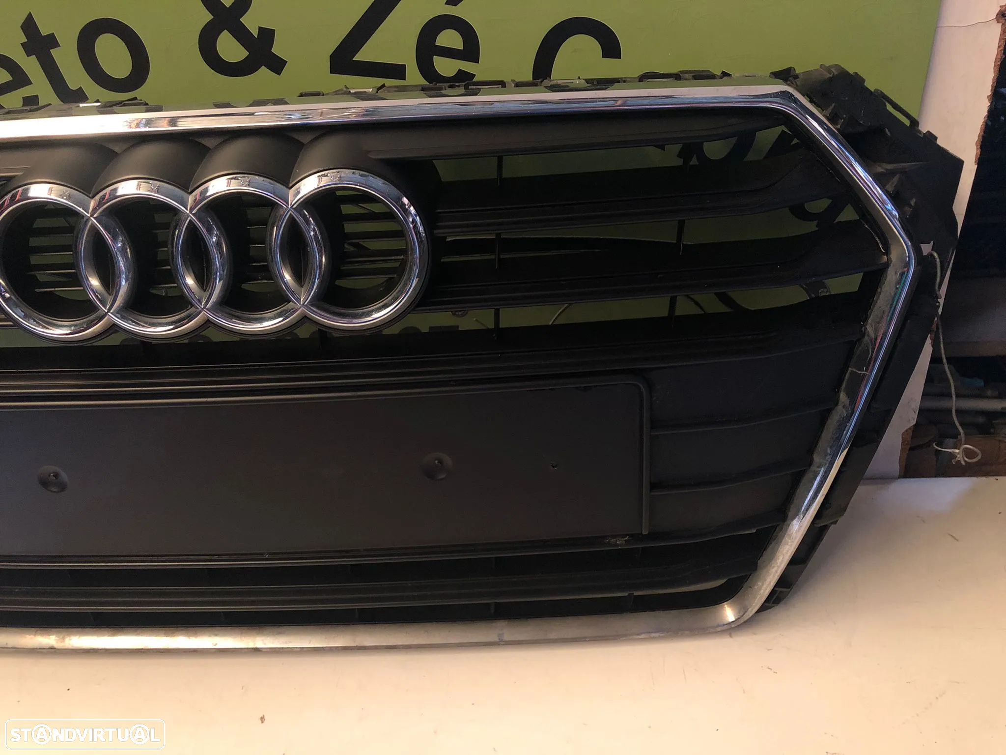 AUDI A4 B9 GRELHA PARA CHOQUES FRENTE - G073 - 3