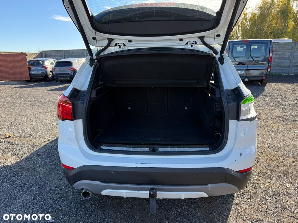 BMW X1 xDrive18d Sport Line sport - 19