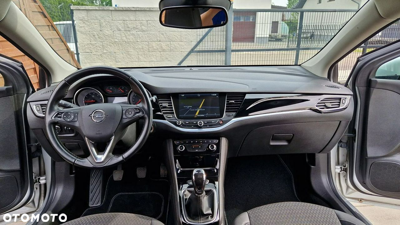 Opel Astra - 22