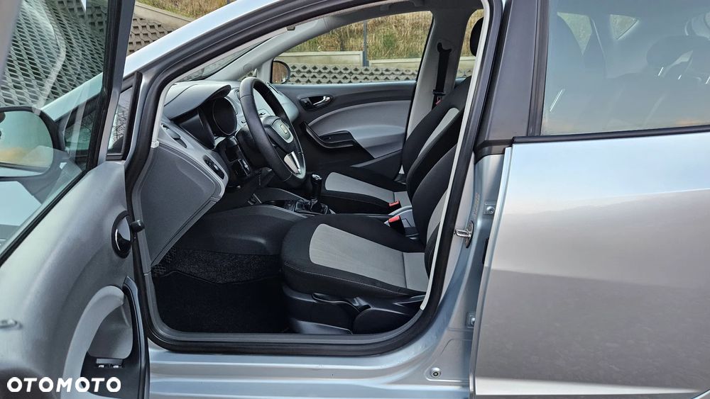 Seat Ibiza 1.4 16V Style - 27