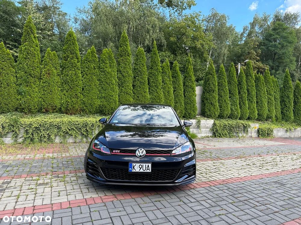 Volkswagen Golf GTI (BlueMotion Technology) - 11