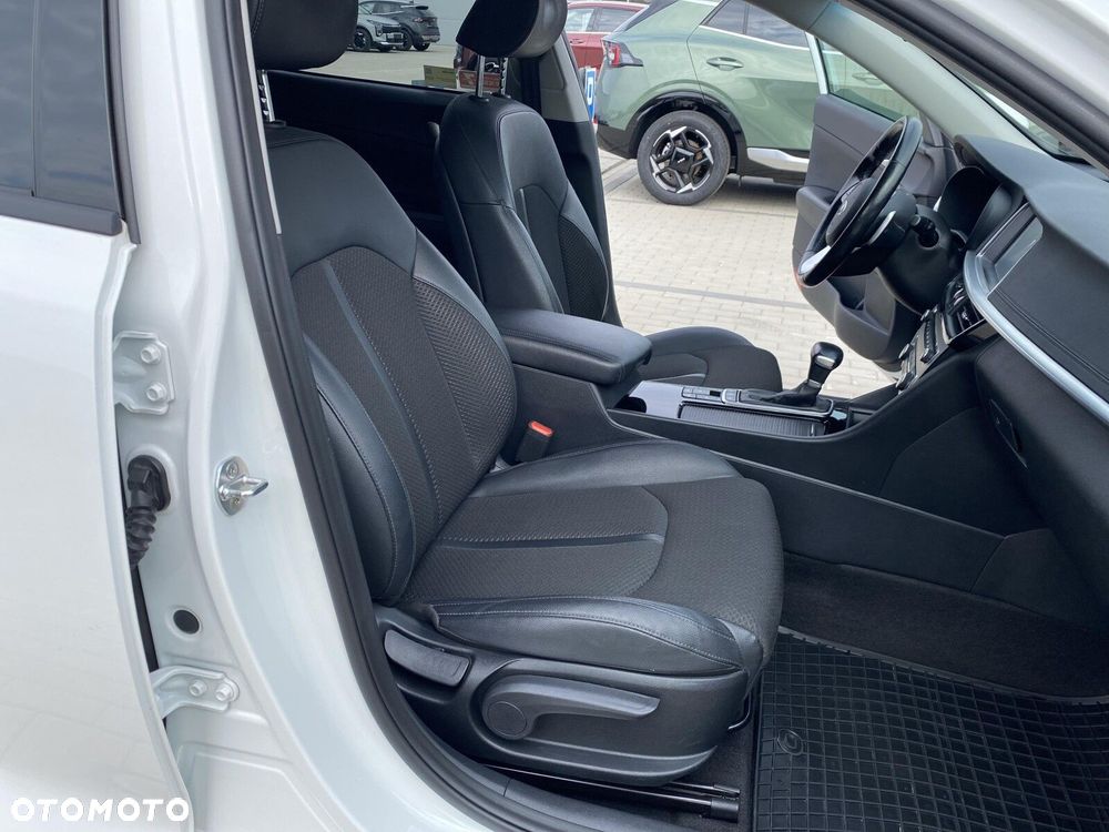 Kia Optima - 15