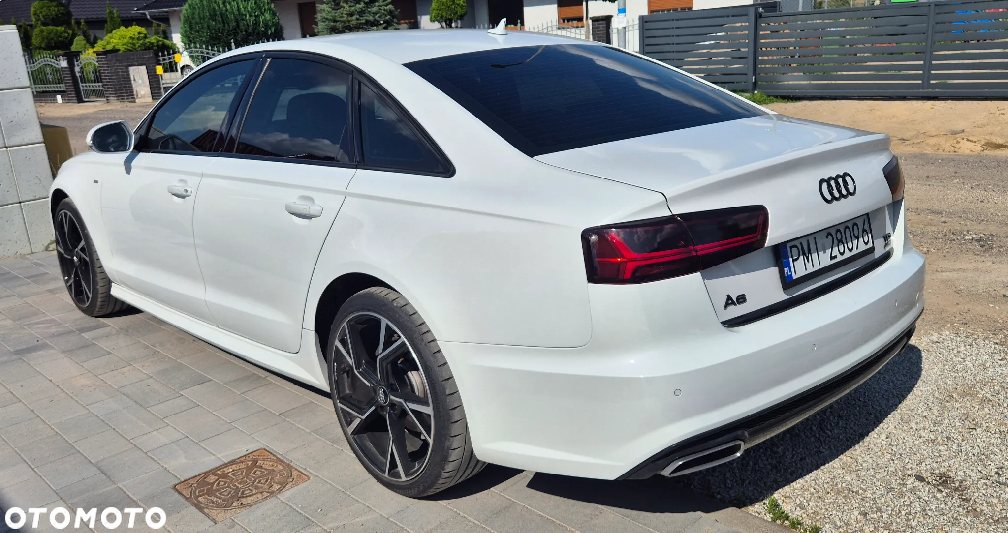 Audi A6 2.0 TDI ultra S tronic - 11