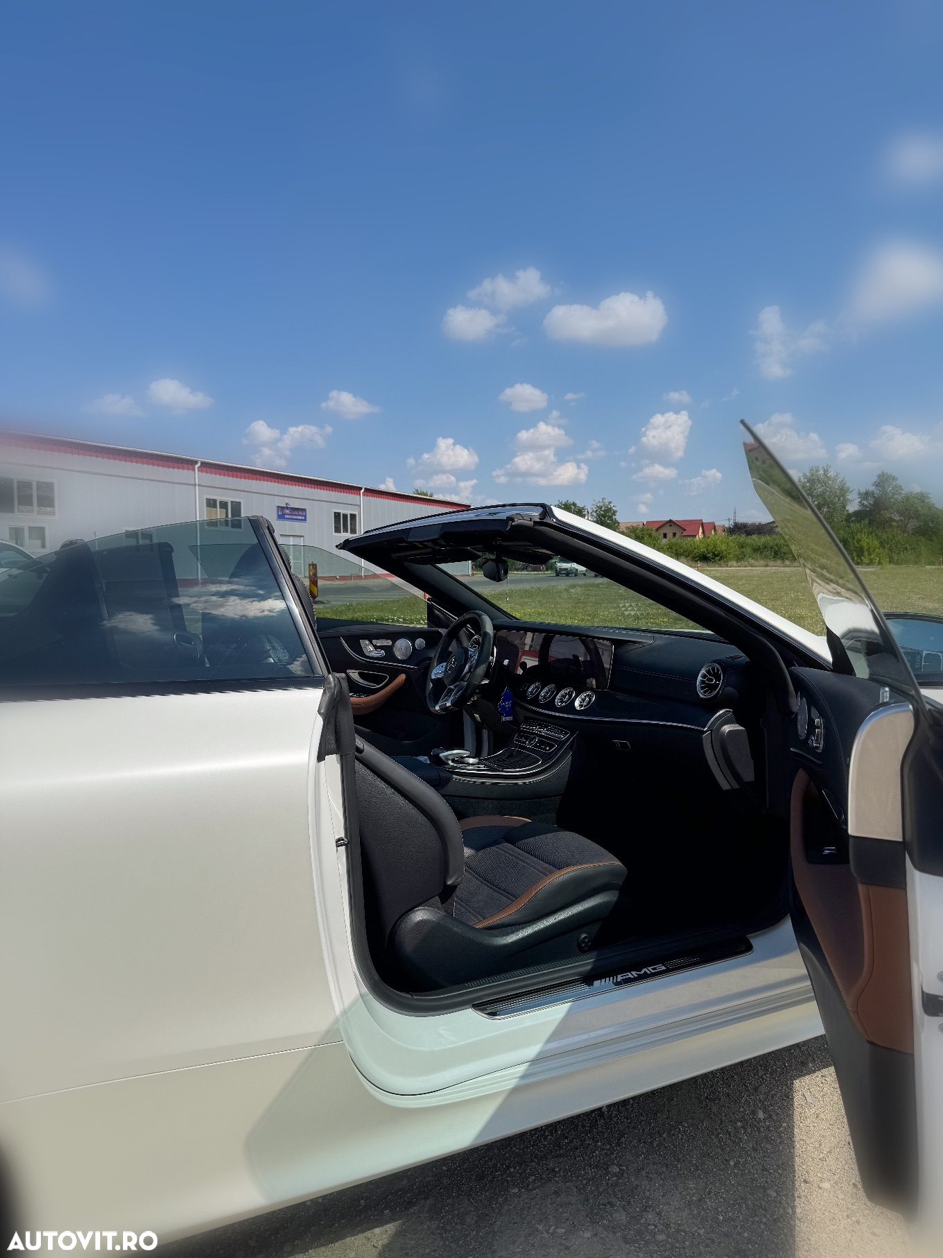 Mercedes-Benz E AMG 53 4MATIC Cabrio - 11