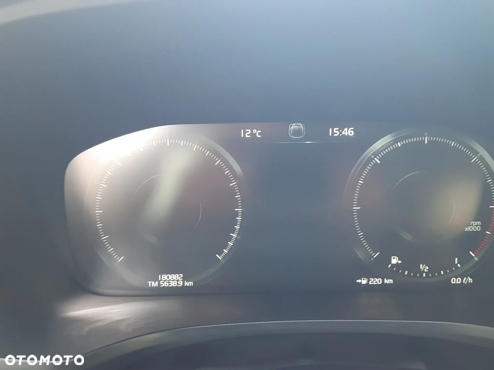 Volvo V60 D3 Geartronic Momentum - 6