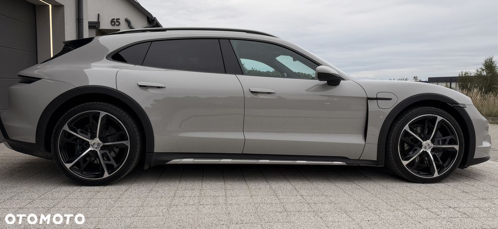 Porsche Taycan 105kWh 4 - 18