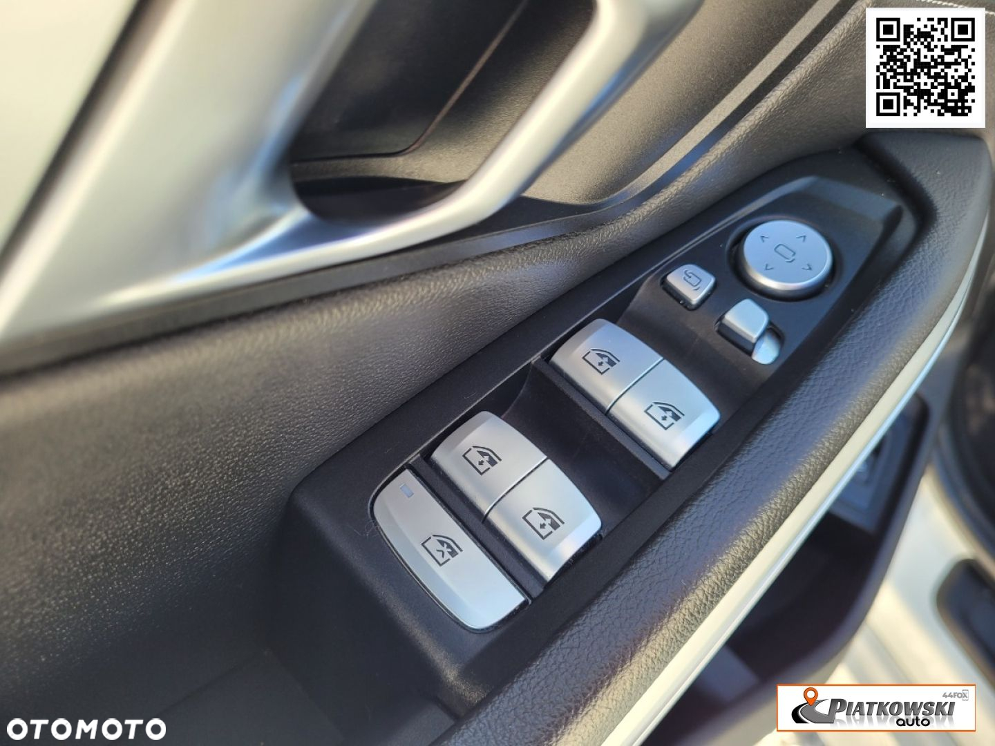 BMW Seria 3 320i - 27