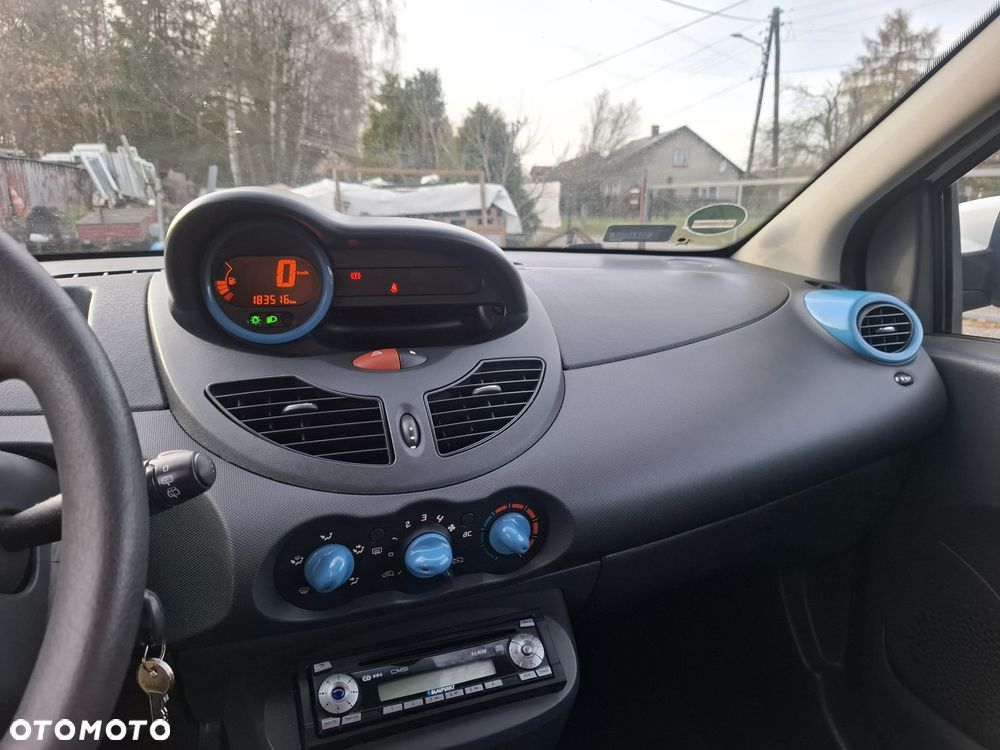 Renault Twingo 1.2 16V Access - 12