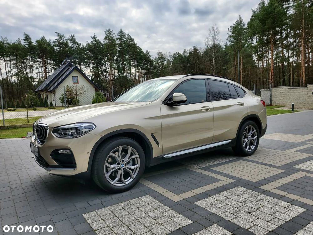 BMW X4 xDrive20d xLine - 1