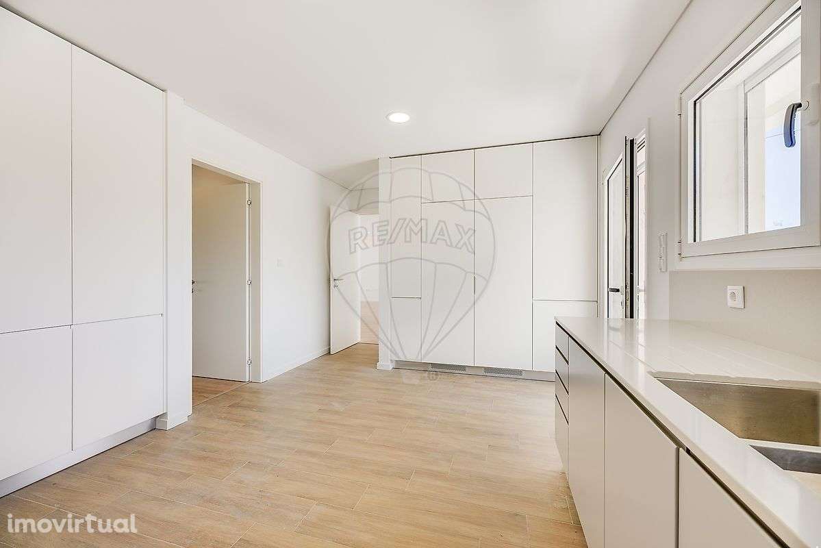 Moradia T4 para venda - Grande imagem: 3/36