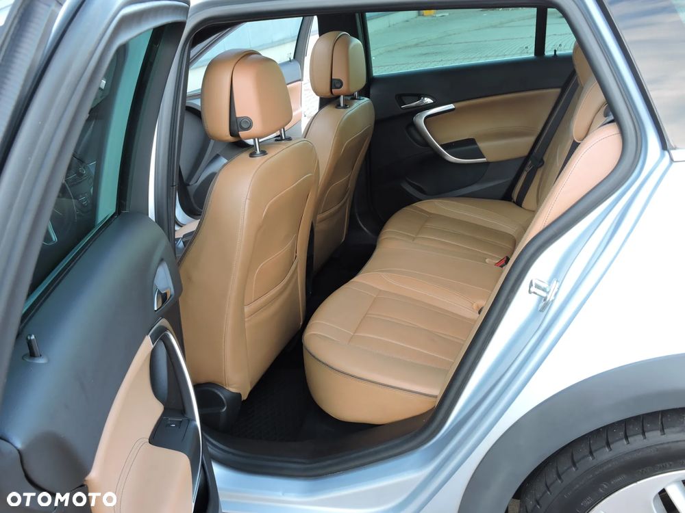 Opel Insignia 2.0 Bi Turbo CDTI 4x4 - 26