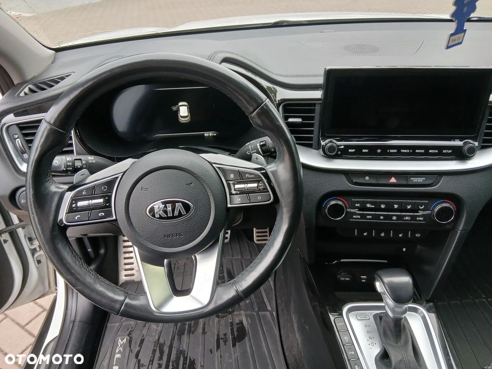 Kia XCeed 1.4 T-GDI L DCT - 11