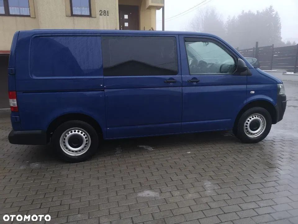 Volkswagen Transporter T5 - 5