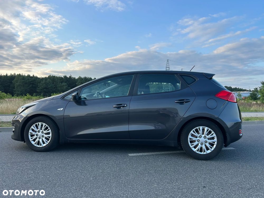 Kia Ceed 1.6 CRDi M - 9