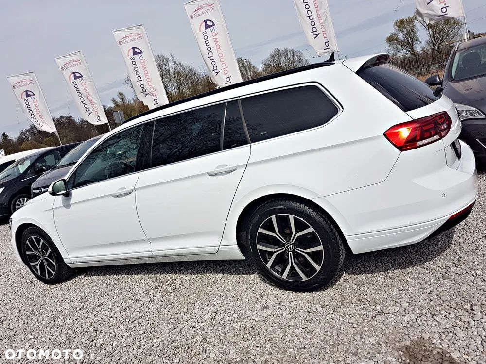Volkswagen Passat 2.0 TDI EVO Business - 31
