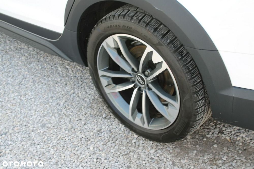 Audi A4 Allroad - 11