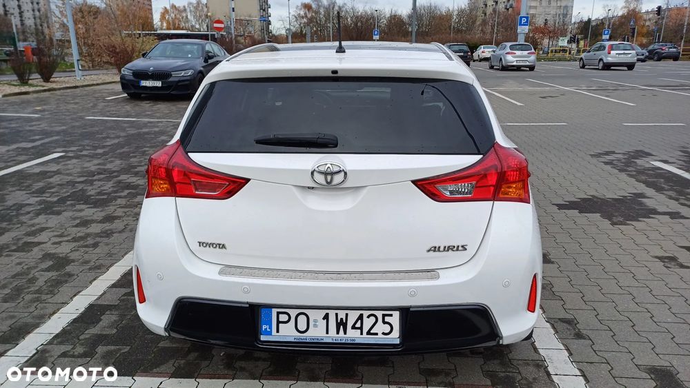 Toyota Auris 1.33 VVT-i Premium - 6