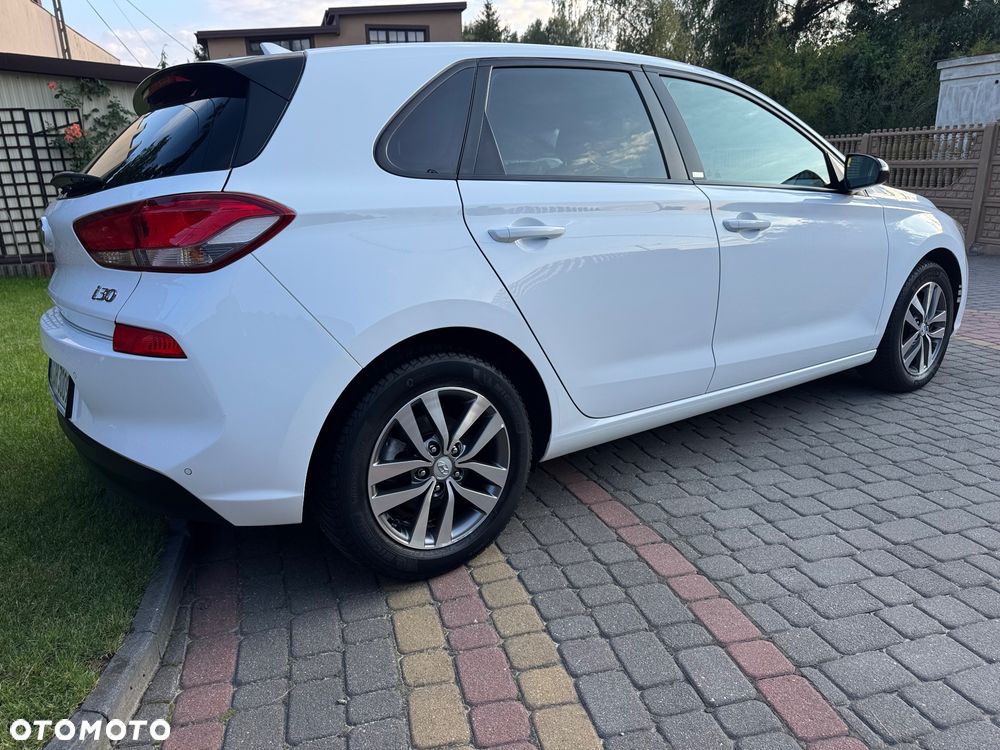 Hyundai i30 1.4 GO Plus - 15