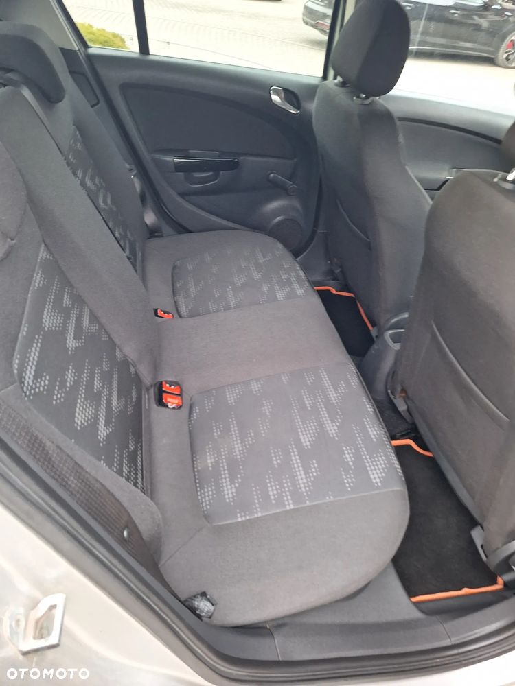 Opel Corsa 1.2 16V - 7