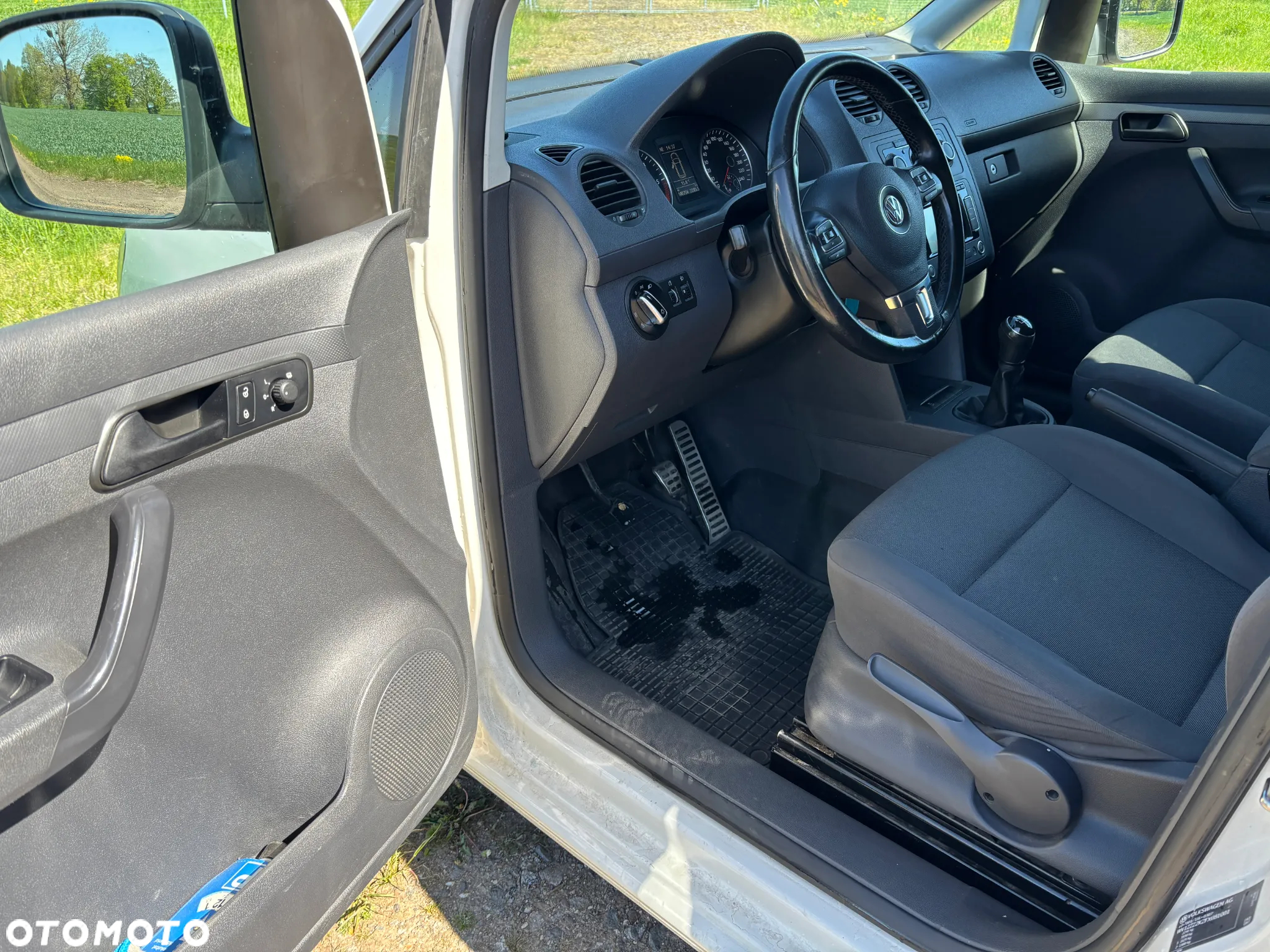 Volkswagen CADDY MAXI - 9