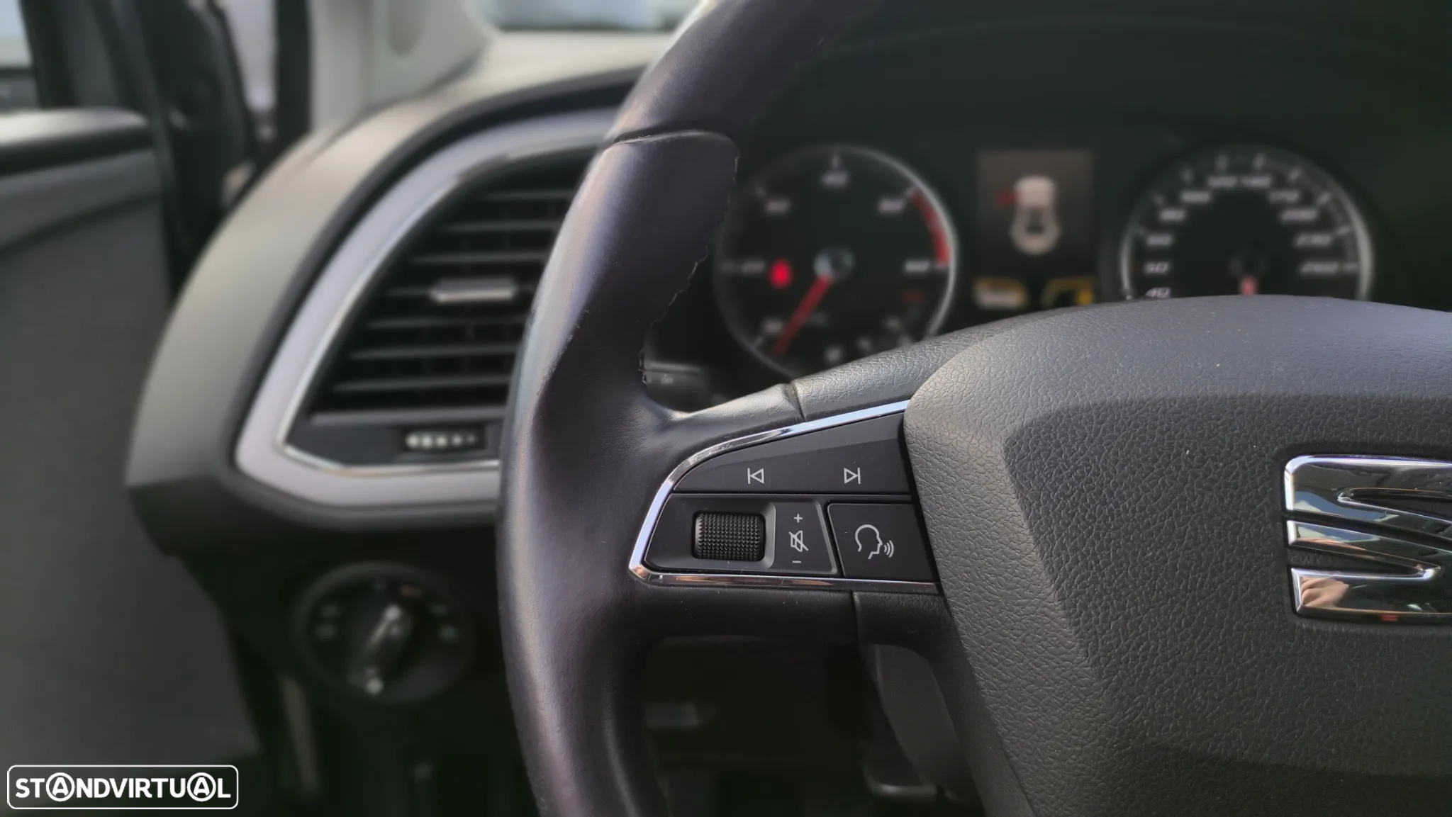 SEAT Leon 1.6 TDI Style S/S - 25