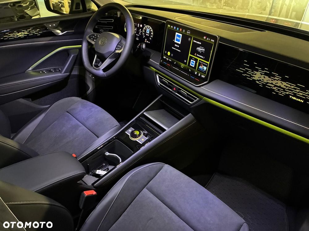 Volkswagen Tiguan - 26