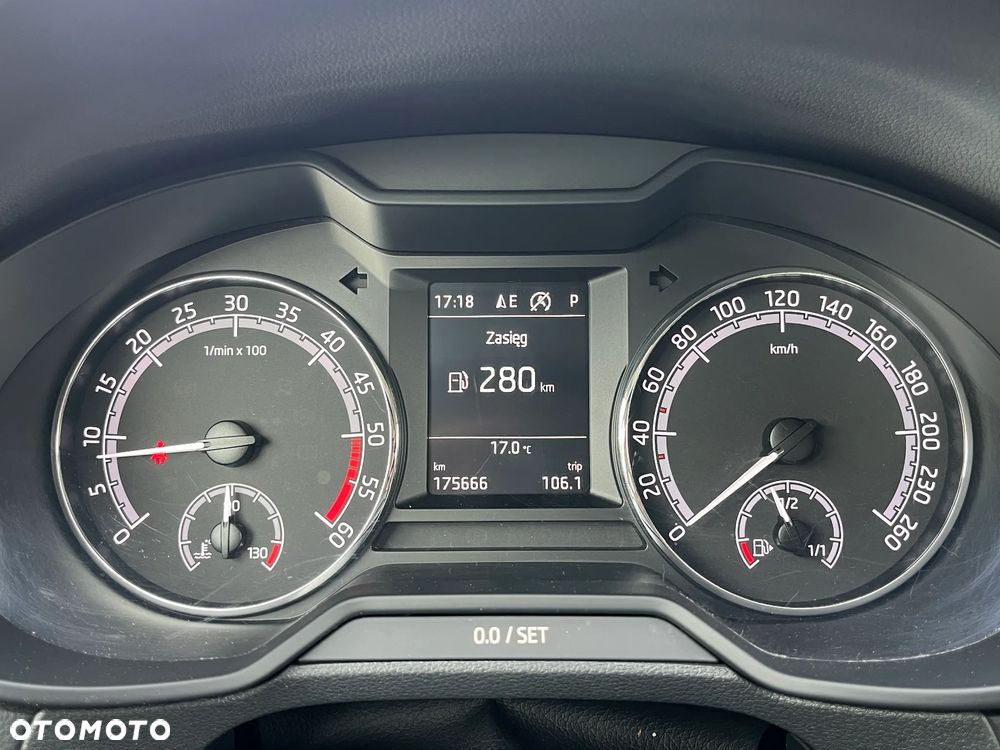 Skoda Octavia 2.0 TDI SCR Ambition DSG - 22