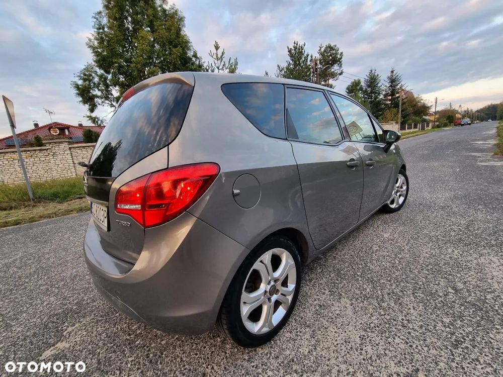 Opel Meriva 1.4 T Edition 150 S&S - 11
