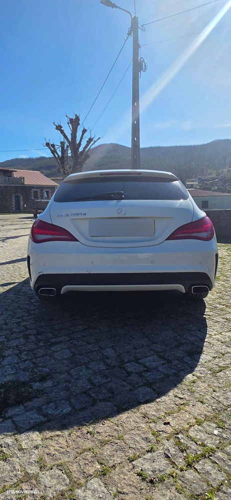 Mercedes-Benz CLA 200 d Shooting Brake AMG Line Aut. - 2