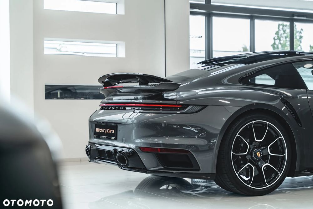 Porsche 911 Turbo S - 13