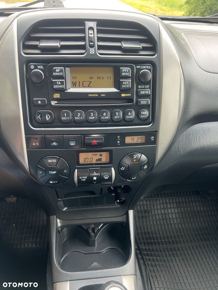 Toyota RAV4 - 28