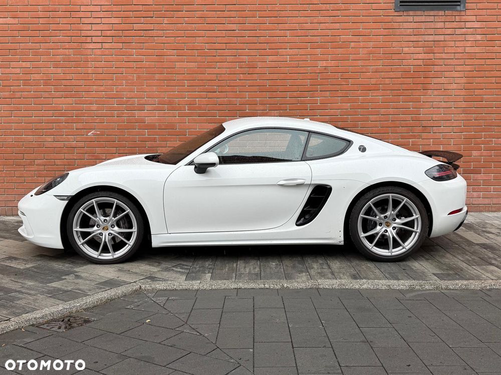 Porsche 718 Cayman - 2