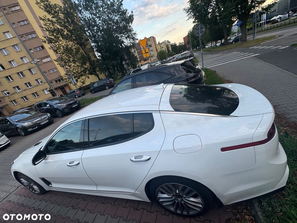 Kia Stinger 2.0 T-GDI L - 19