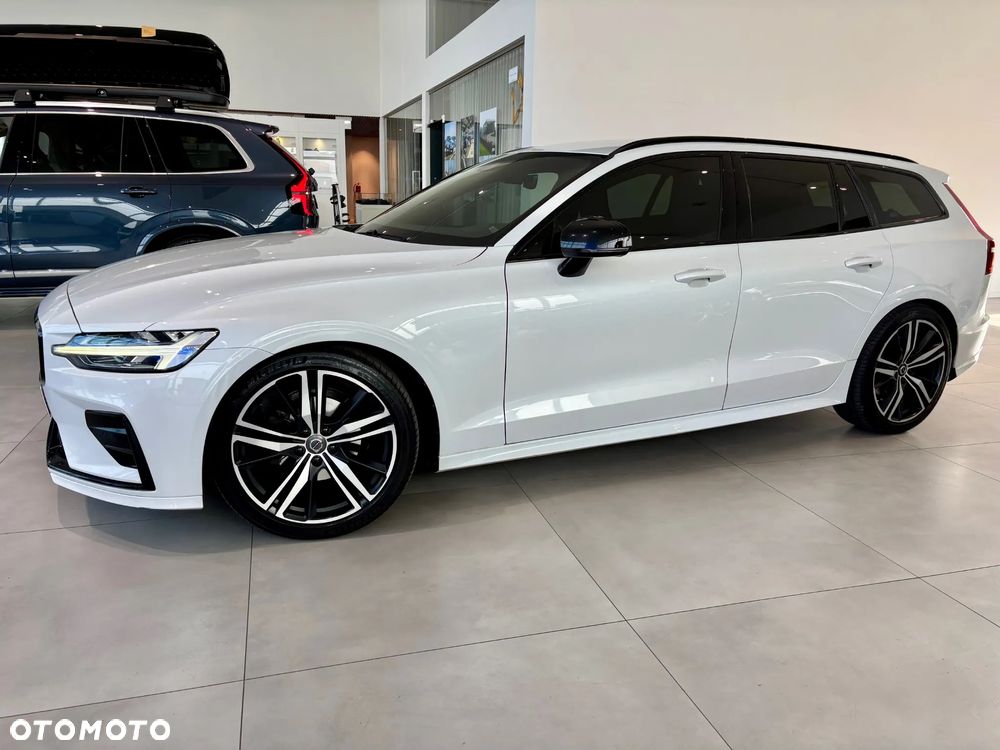 Volvo V60 D4 R-Design - 31